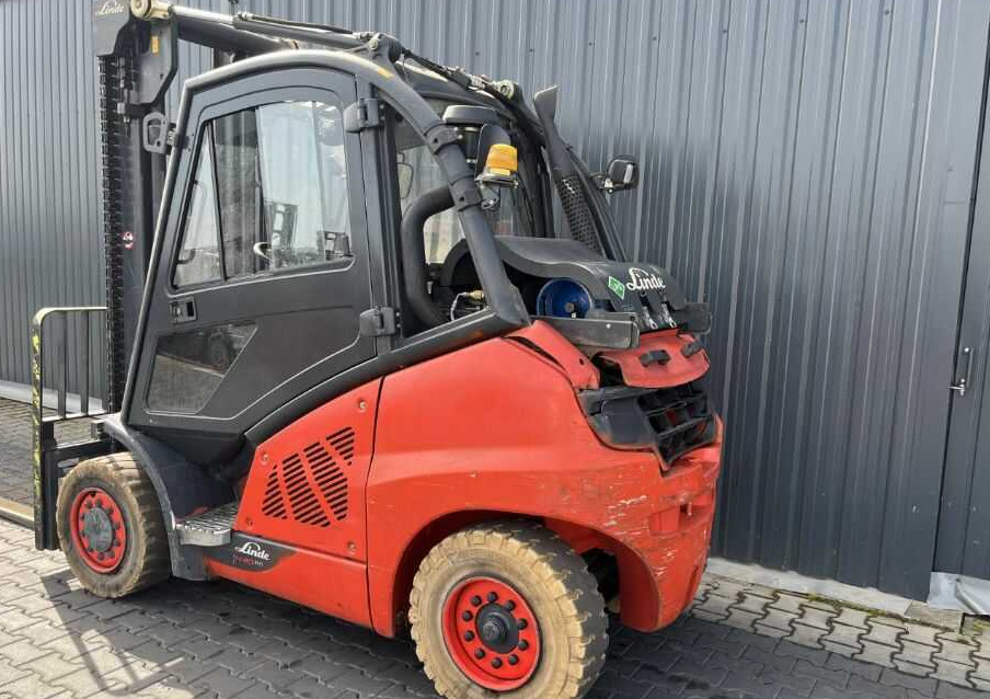 Linde H40T-02 - Gāzes iekrāvējs: foto 3 Linde H40T-02 - Gāzes iekrāvējs: foto 3