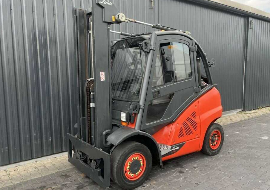 Linde H40T-02 - Gāzes iekrāvējs: foto 1 Linde H40T-02 - Gāzes iekrāvējs: foto 1