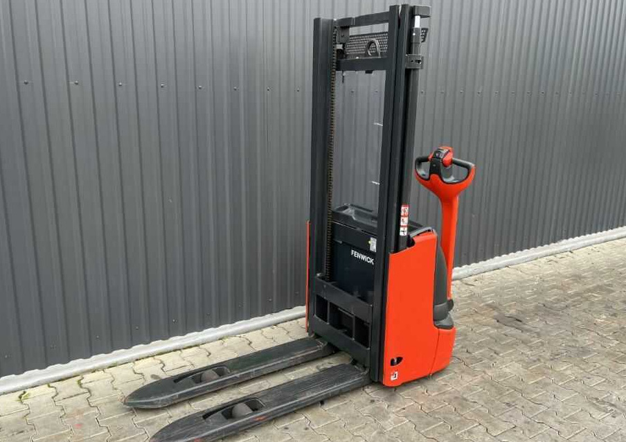 Linde L12 - Krautņotājs: foto 1 Linde L12 - Krautņotājs: foto 1