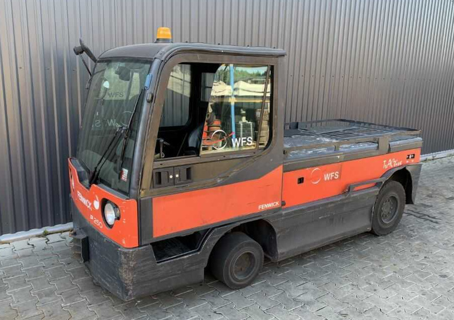 Linde P250 - Noliktavas vilcējs: foto 1 Linde P250 - Noliktavas vilcējs: foto 1
