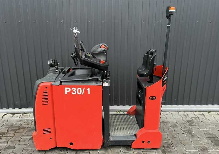 Linde P30C - Noliktavas vilcējs: foto 1 Linde P30C - Noliktavas vilcējs: foto 1