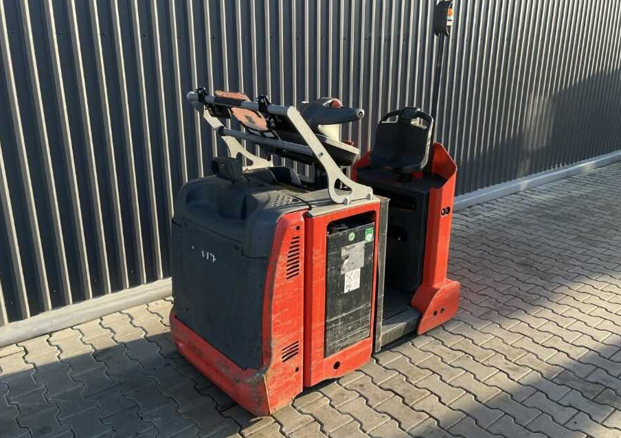 Linde P30C - Noliktavas vilcējs: foto 5 Linde P30C - Noliktavas vilcējs: foto 5