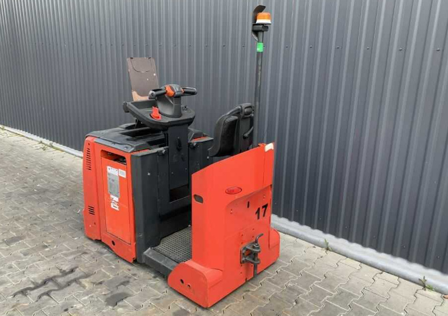 Linde P30C - Noliktavas vilcējs: foto 3 Linde P30C - Noliktavas vilcējs: foto 3
