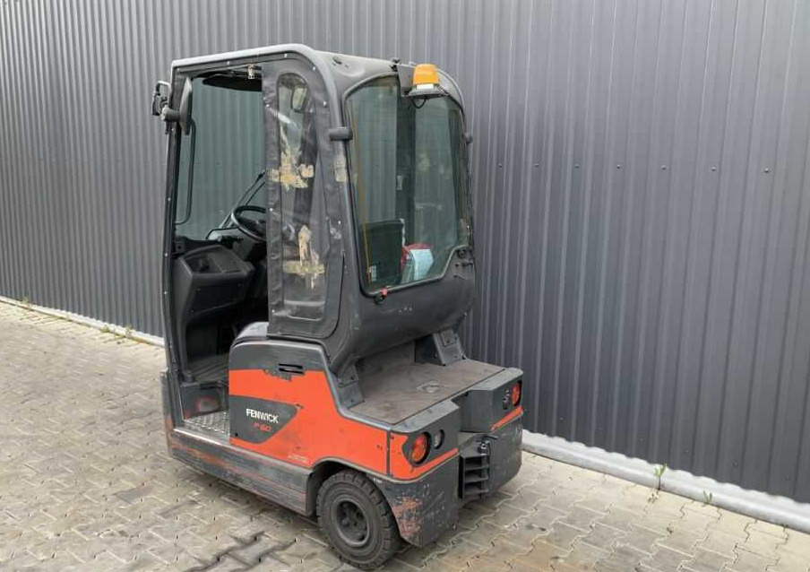 Linde P60 - Noliktavas vilcējs: foto 3 Linde P60 - Noliktavas vilcējs: foto 3