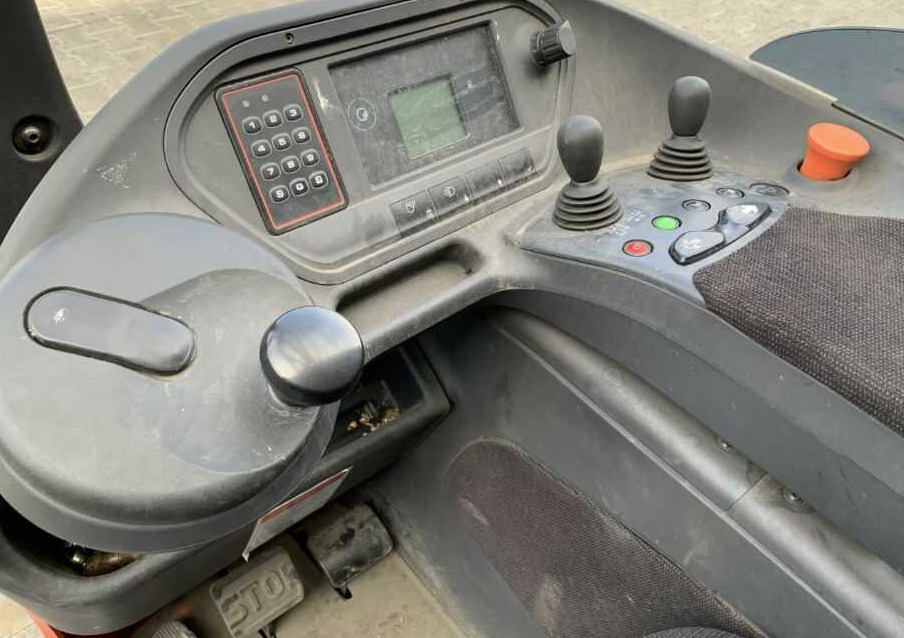 Linde R14HD-01 - Bīdmasta krautņotājs: foto 5 Linde R14HD-01 - Bīdmasta krautņotājs: foto 5