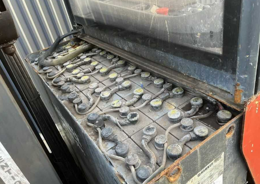 Linde R16HD-01 - Bīdmasta krautņotājs: foto 5 Linde R16HD-01 - Bīdmasta krautņotājs: foto 5