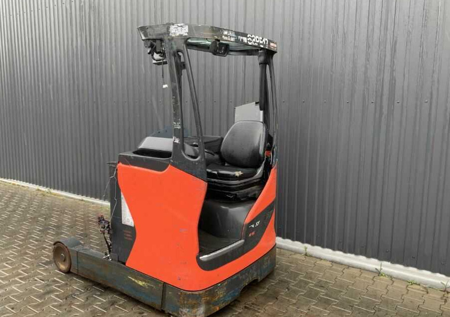 Linde R16HD-01 - Bīdmasta krautņotājs: foto 3 Linde R16HD-01 - Bīdmasta krautņotājs: foto 3