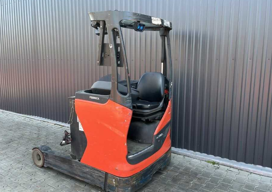 Linde R16HD-01 - Bīdmasta krautņotājs: foto 3 Linde R16HD-01 - Bīdmasta krautņotājs: foto 3