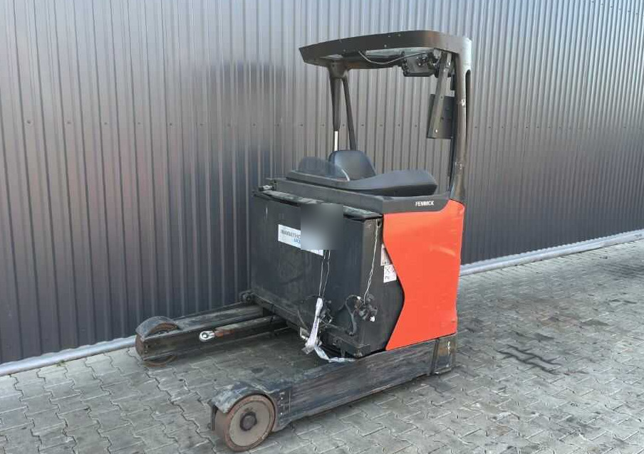 Linde R16HD-01 - Bīdmasta krautņotājs: foto 1 Linde R16HD-01 - Bīdmasta krautņotājs: foto 1