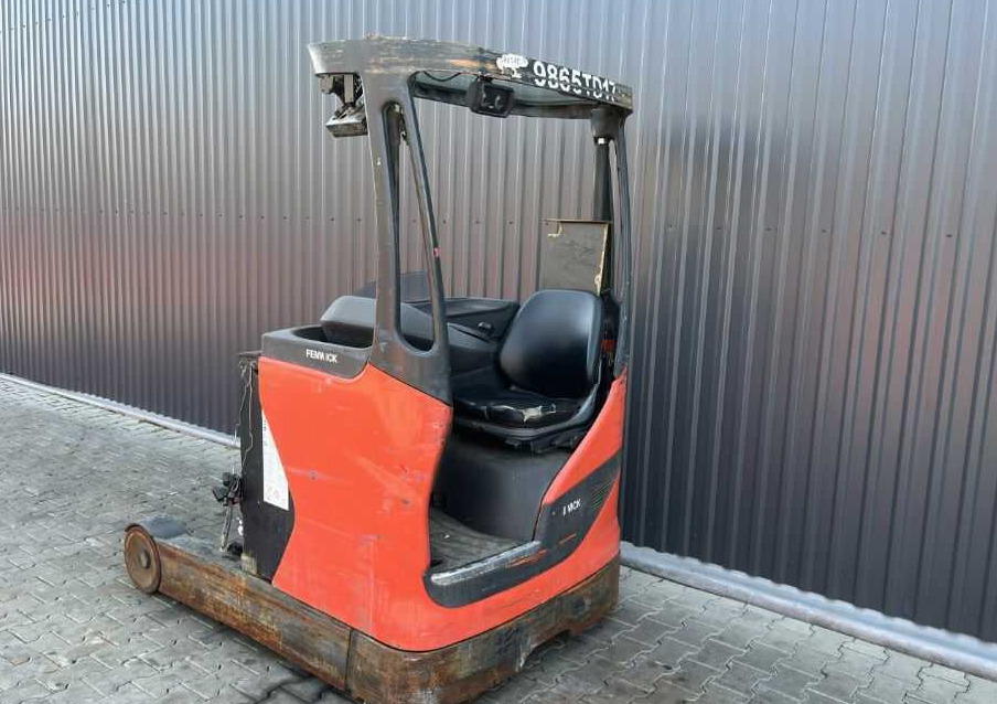Linde R16HD-01 - Bīdmasta krautņotājs: foto 3 Linde R16HD-01 - Bīdmasta krautņotājs: foto 3