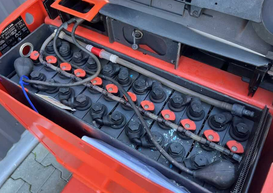 Linde T16 - Rokas palešu ratiņi: foto 5 Linde T16 - Rokas palešu ratiņi: foto 5