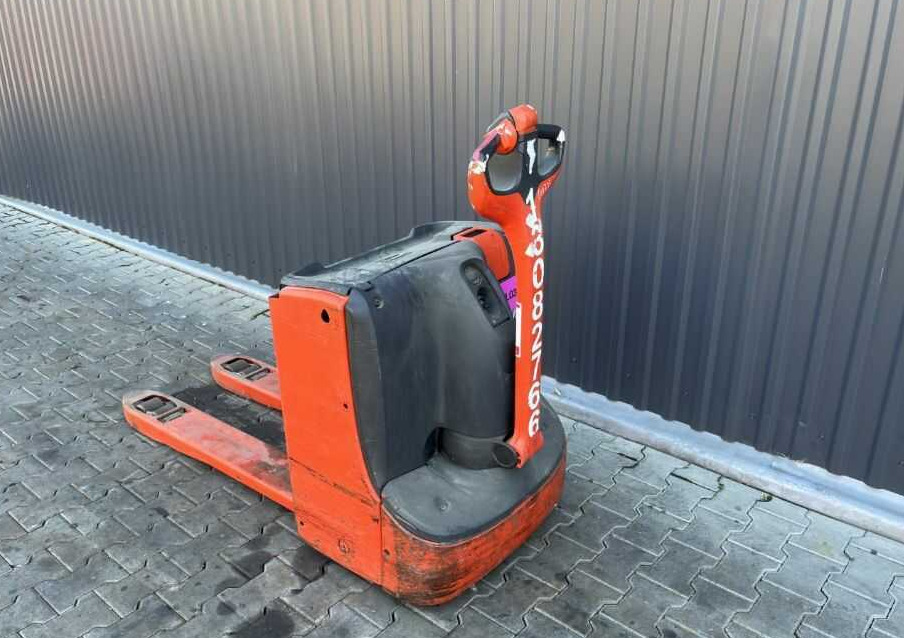 Linde T16 - Rokas palešu ratiņi: foto 3 Linde T16 - Rokas palešu ratiņi: foto 3