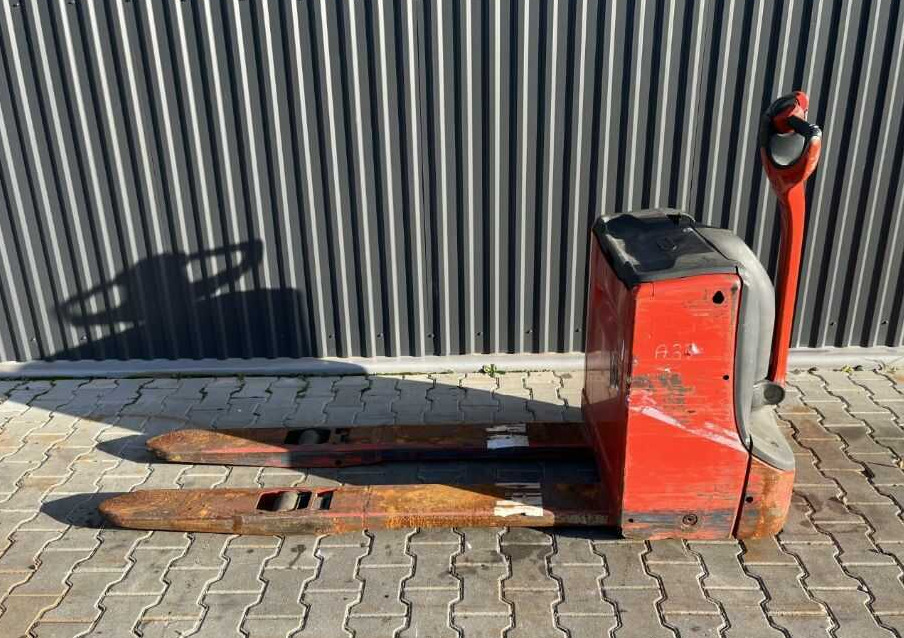 Linde T16 - Rokas palešu ratiņi: foto 2 Linde T16 - Rokas palešu ratiņi: foto 2
