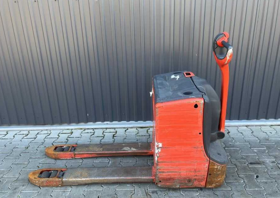 Linde T18 - Rokas palešu ratiņi: foto 2 Linde T18 - Rokas palešu ratiņi: foto 2