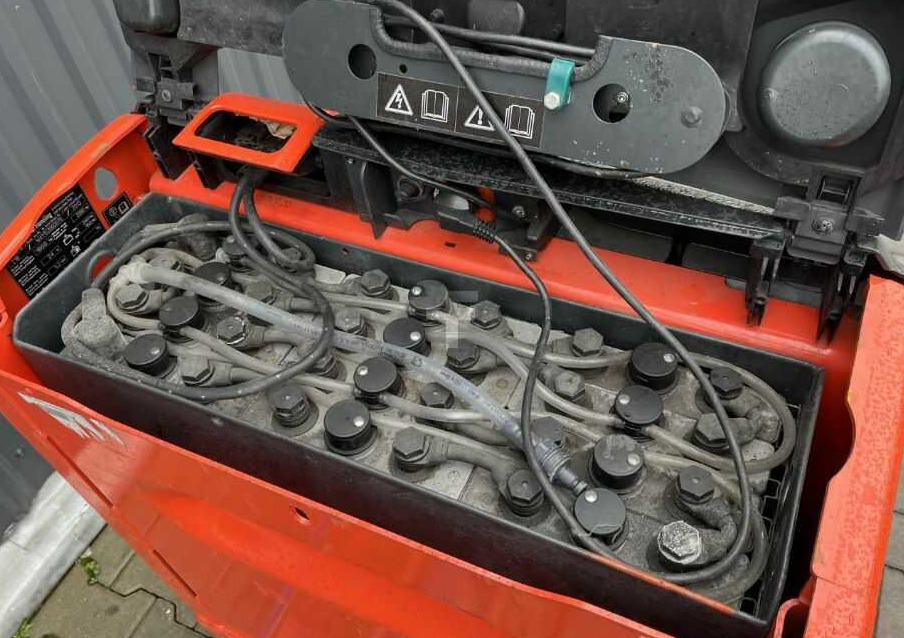 Linde T18 - Rokas palešu ratiņi: foto 5 Linde T18 - Rokas palešu ratiņi: foto 5