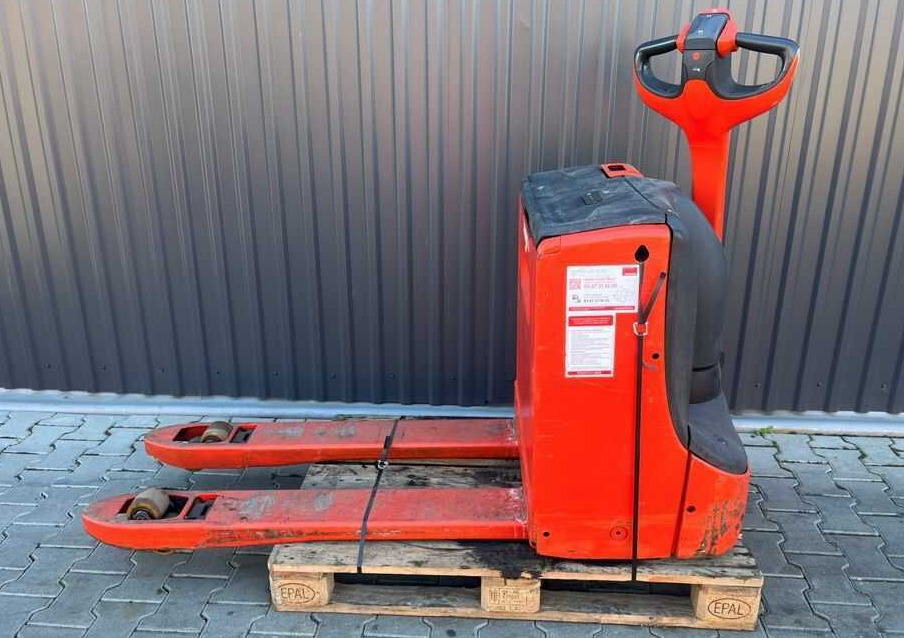 Linde T18 - Rokas palešu ratiņi: foto 2 Linde T18 - Rokas palešu ratiņi: foto 2