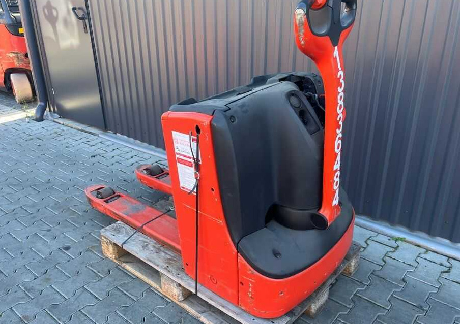 Linde T18 - Rokas palešu ratiņi: foto 3 Linde T18 - Rokas palešu ratiņi: foto 3