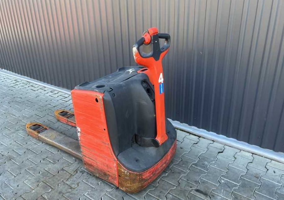 Linde T18 - Rokas palešu ratiņi: foto 3 Linde T18 - Rokas palešu ratiņi: foto 3