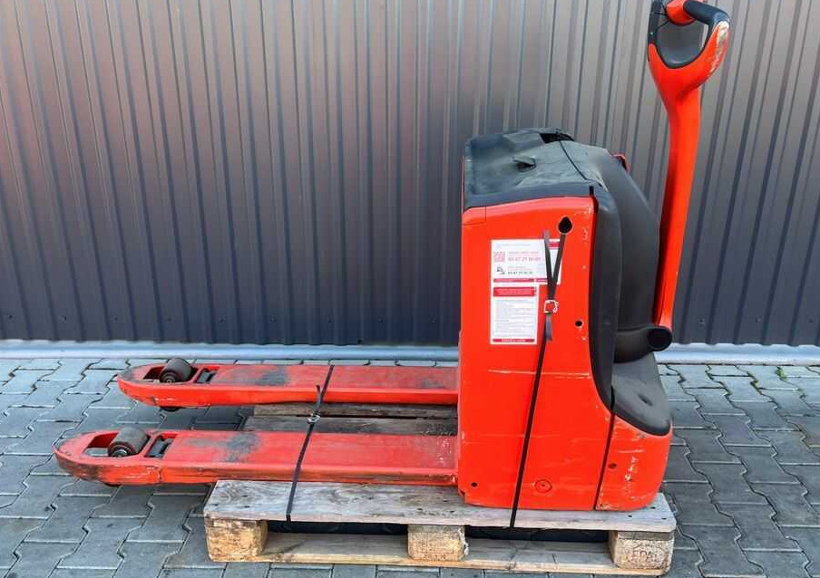 Linde T18 - Rokas palešu ratiņi: foto 2 Linde T18 - Rokas palešu ratiņi: foto 2
