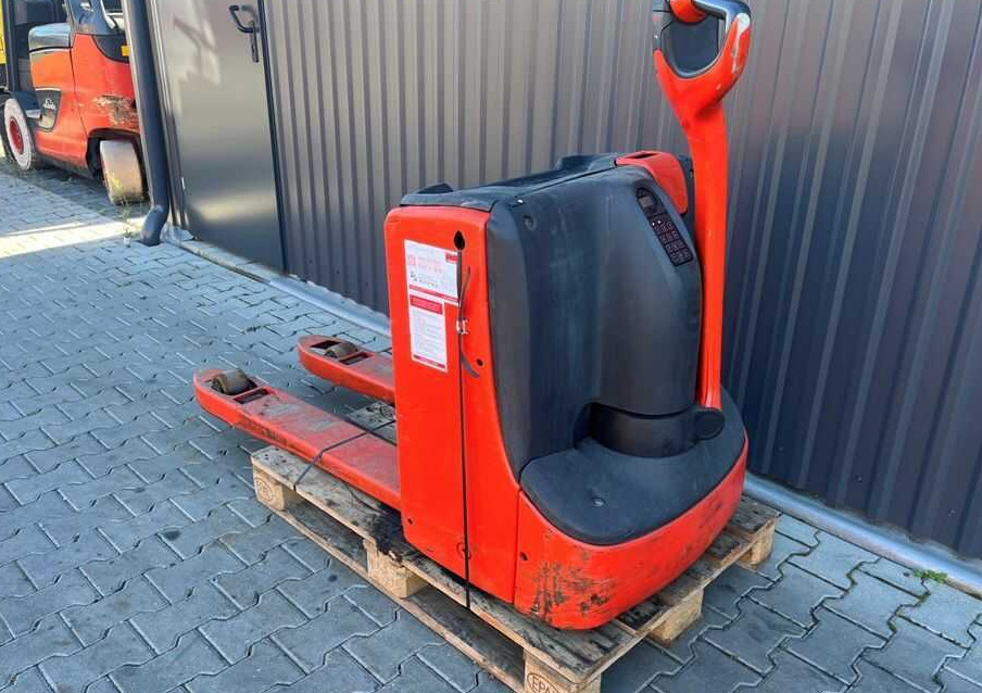 Linde T18 - Rokas palešu ratiņi: foto 3 Linde T18 - Rokas palešu ratiņi: foto 3
