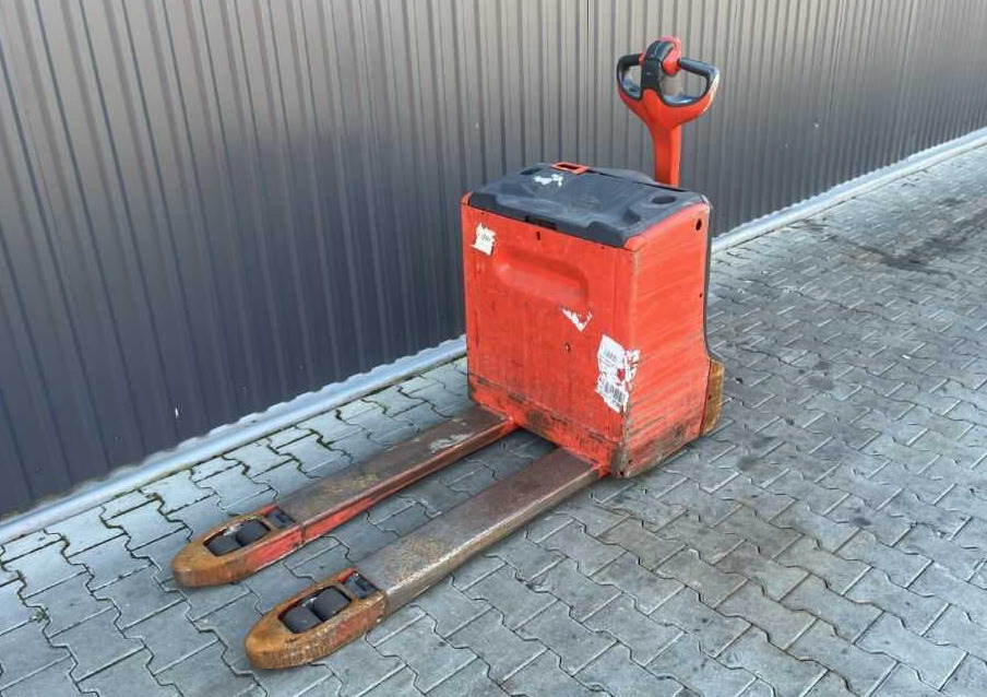 Linde T18 - Rokas palešu ratiņi: foto 1 Linde T18 - Rokas palešu ratiņi: foto 1