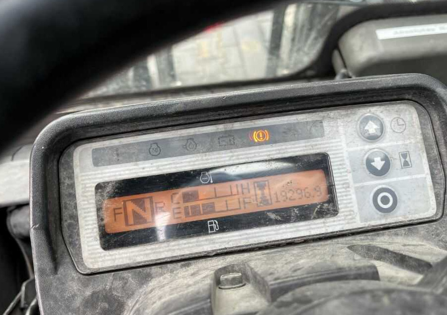 Nissan W1F4A45Y - Dīzeļiekrāvējs: foto 5 Nissan W1F4A45Y - Dīzeļiekrāvējs: foto 5