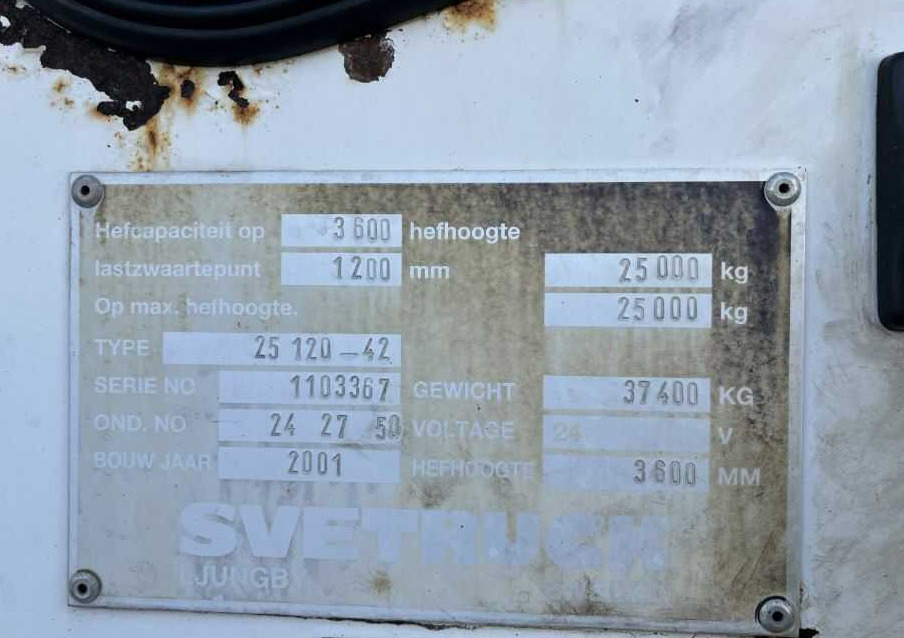 Svetruck 25120-42 - Dīzeļiekrāvējs: foto 4 Svetruck 25120-42 - Dīzeļiekrāvējs: foto 4