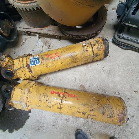 Caterpillar 769D - - Bezceļu pašizgāzējs: foto 2 Caterpillar 769D - - Bezceļu pašizgāzējs: foto 2