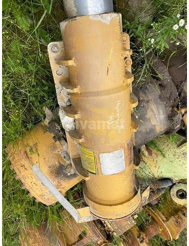 Caterpillar 769D - - Bezceļu pašizgāzējs: foto 4 Caterpillar 769D - - Bezceļu pašizgāzējs: foto 4