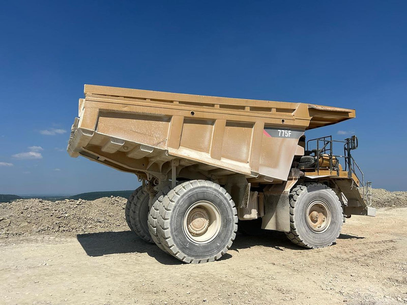 Caterpillar Rebuilt 775F - - Bezceļu pašizgāzējs: foto 1 Caterpillar Rebuilt 775F - - Bezceļu pašizgāzējs: foto 1