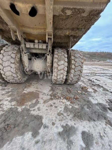Komatsu HD605-7 - Karjeru pašizgāzējs: foto 5 Komatsu HD605-7 - Karjeru pašizgāzējs: foto 5