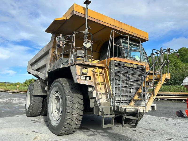 Komatsu HD605-7 - Bezceļu pašizgāzējs: foto 1 Komatsu HD605-7 - Bezceļu pašizgāzējs: foto 1