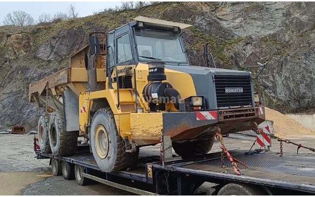 Komatsu HM300-2 - Bezceļu pašizgāzējs: foto 2 Komatsu HM300-2 - Bezceļu pašizgāzējs: foto 2