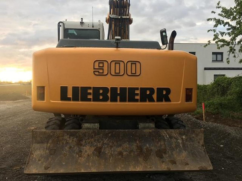 Liebherr A900 - Riteņu ekskavators: foto 3 Liebherr A900 - Riteņu ekskavators: foto 3