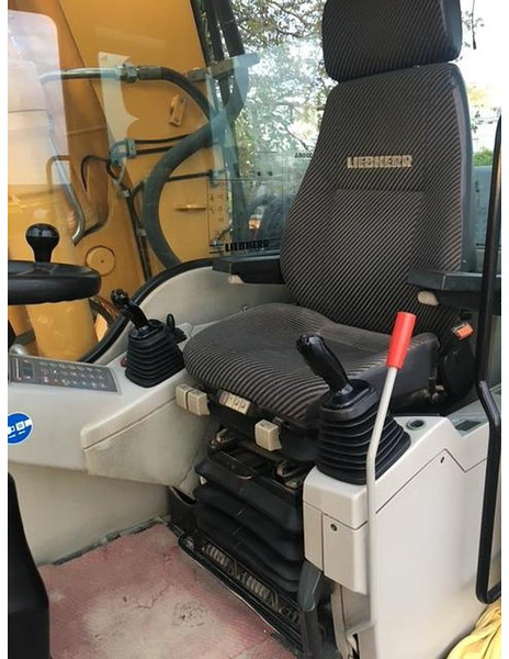 Liebherr A900 - Riteņu ekskavators: foto 4 Liebherr A900 - Riteņu ekskavators: foto 4