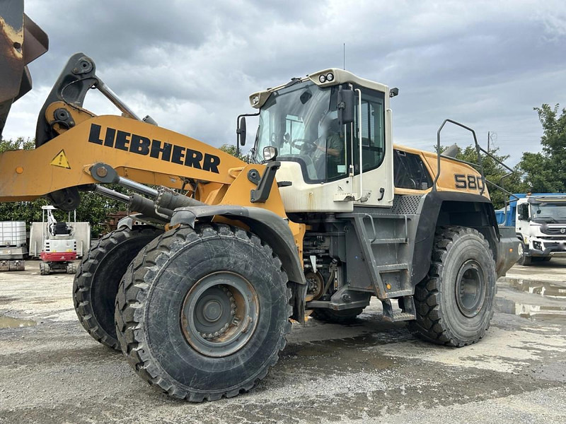 Liebherr L580 - - Iekrāvējs: foto 2 Liebherr L580 - - Iekrāvējs: foto 2