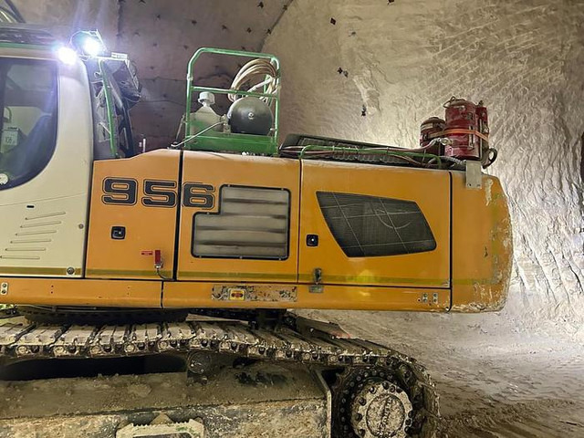 Liebherr R956HD - Kāpurķēžu ekskavators: foto 4 Liebherr R956HD - Kāpurķēžu ekskavators: foto 4