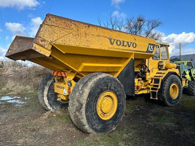 Volvo A 25 B - Bezceļu pašizgāzējs: foto 2 Volvo A 25 B - Bezceļu pašizgāzējs: foto 2