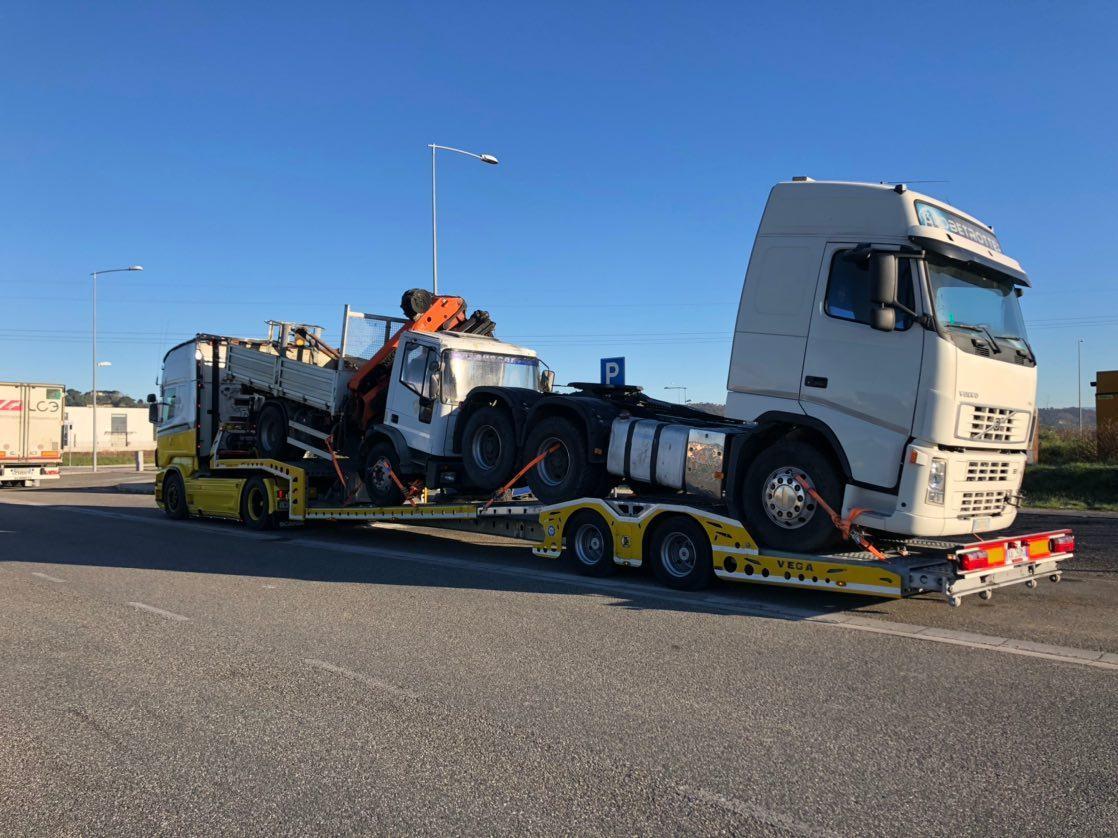 Jaunā Puspiekabe autovedējs pārvadāšana smagās tehnikas VEGA-S (2 AXLE TRUCK CARRIER): foto 22