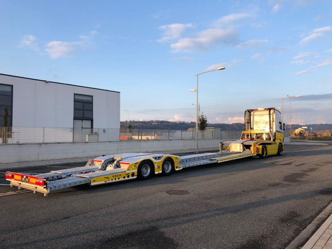 Jaunā Puspiekabe autovedējs pārvadāšana smagās tehnikas VEGA-S (2 AXLE TRUCK CARRIER): foto 7