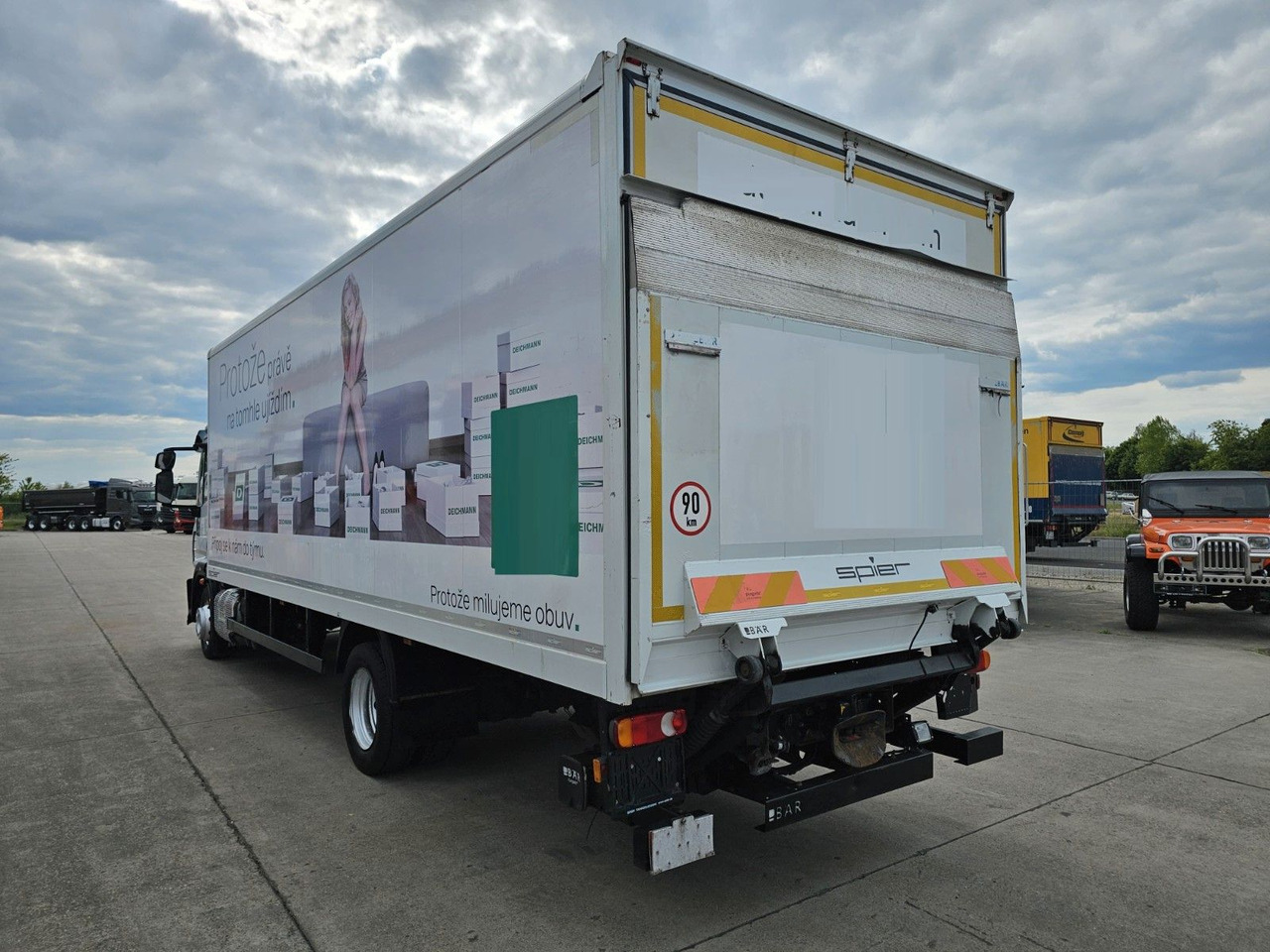 Kravas automašīna ar slēgto virsbūvi Iveco EURO-CARGO 120E25 * SCHLAFKABINE * BÄR 1,5 T *: foto 6