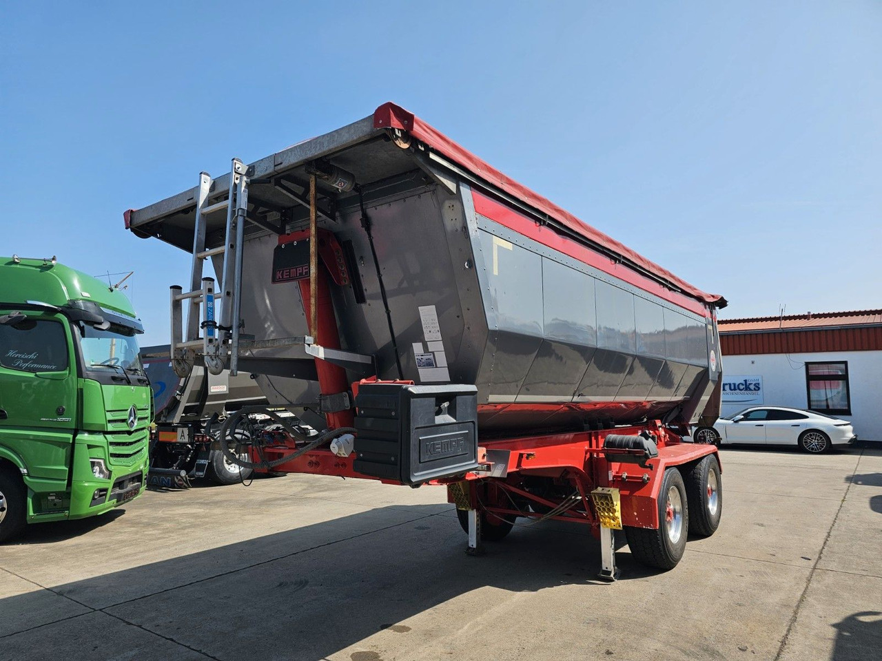Kempf SKM 31/2 * KIPPMULDE * ELEK. VERDECK *LIFT * BPW - Puspiekabe pašizgāzējs: foto 1 Kempf SKM 31/2 * KIPPMULDE * ELEK. VERDECK *LIFT * BPW - Puspiekabe pašizgāzējs: foto 1