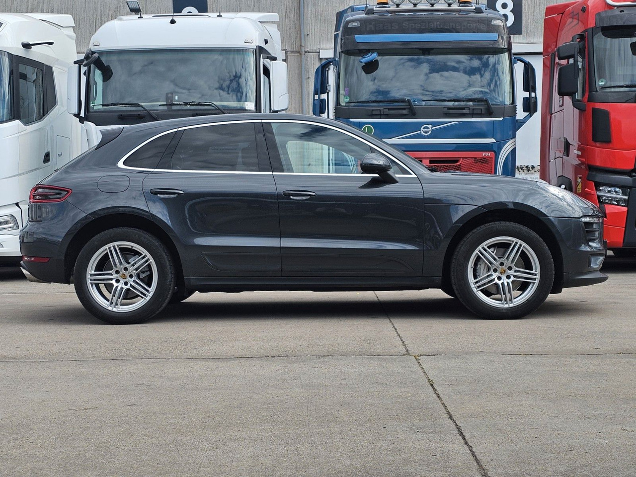 Porsche Macan S Diesel * PANORAMA * 3-ZONEN * ALLRAD * - SUV: foto 4 Porsche Macan S Diesel * PANORAMA * 3-ZONEN * ALLRAD * - SUV: foto 4