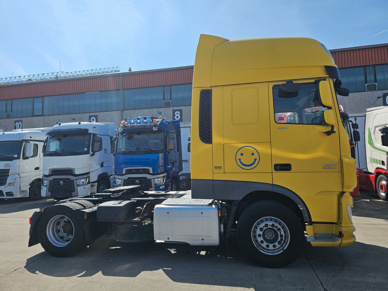 DAF XF 460 FT*STANDKLIMA/-HEIZUNG * RETARDER * TEMPO - Vilcējs: foto 4 DAF XF 460 FT*STANDKLIMA/-HEIZUNG * RETARDER * TEMPO - Vilcējs: foto 4