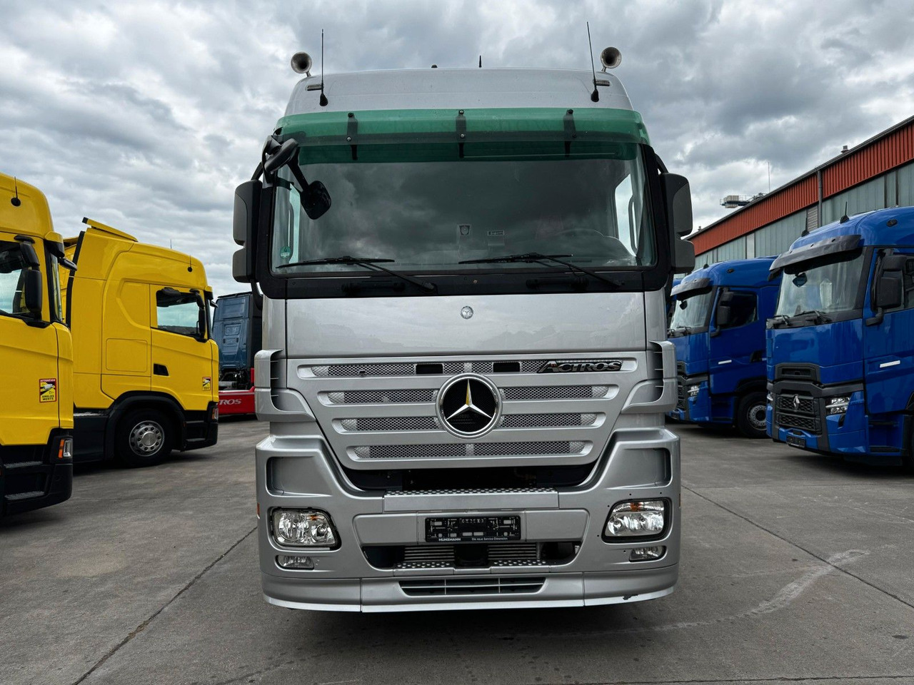 Mercedes-Benz ACTROS 1844 * AUTOMATIK * TOP * NEUE REIFEN - Vilcējs: foto 2 Mercedes-Benz ACTROS 1844 * AUTOMATIK * TOP * NEUE REIFEN - Vilcējs: foto 2