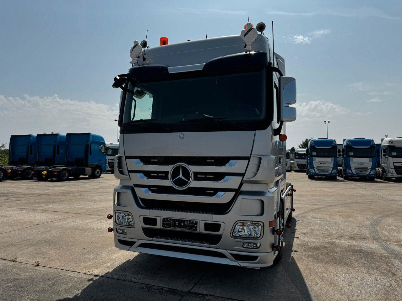 Mercedes-Benz ACTROS 1846 * AUTOMATIK * TOP * NEUE REIFEN - Vilcējs: foto 2 Mercedes-Benz ACTROS 1846 * AUTOMATIK * TOP * NEUE REIFEN - Vilcējs: foto 2