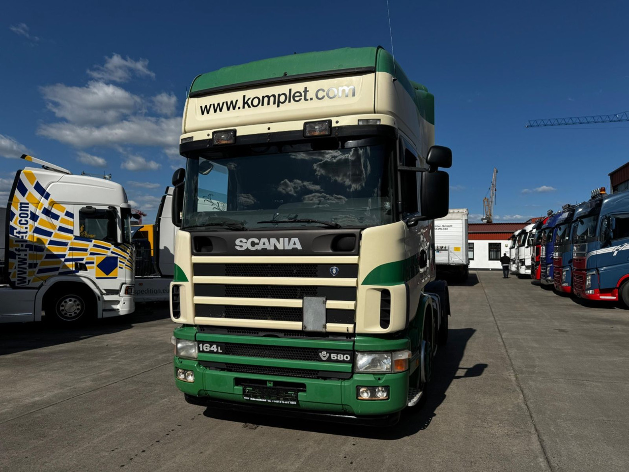 Scania 164L V8 580 * RETARDER * TÜV 01.26 * GERMAN - Vilcējs: foto 3 Scania 164L V8 580 * RETARDER * TÜV 01.26 * GERMAN - Vilcējs: foto 3