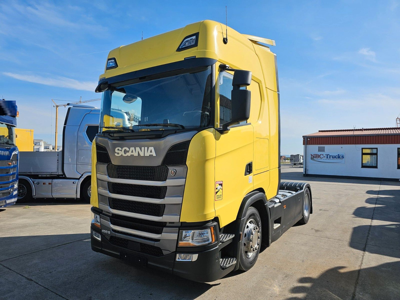 Scania S450 *RETARDER*2xTANK*ACC*TV*MIKROWELLE*2X VORHA - Vilcējs: foto 1 Scania S450 *RETARDER*2xTANK*ACC*TV*MIKROWELLE*2X VORHA - Vilcējs: foto 1