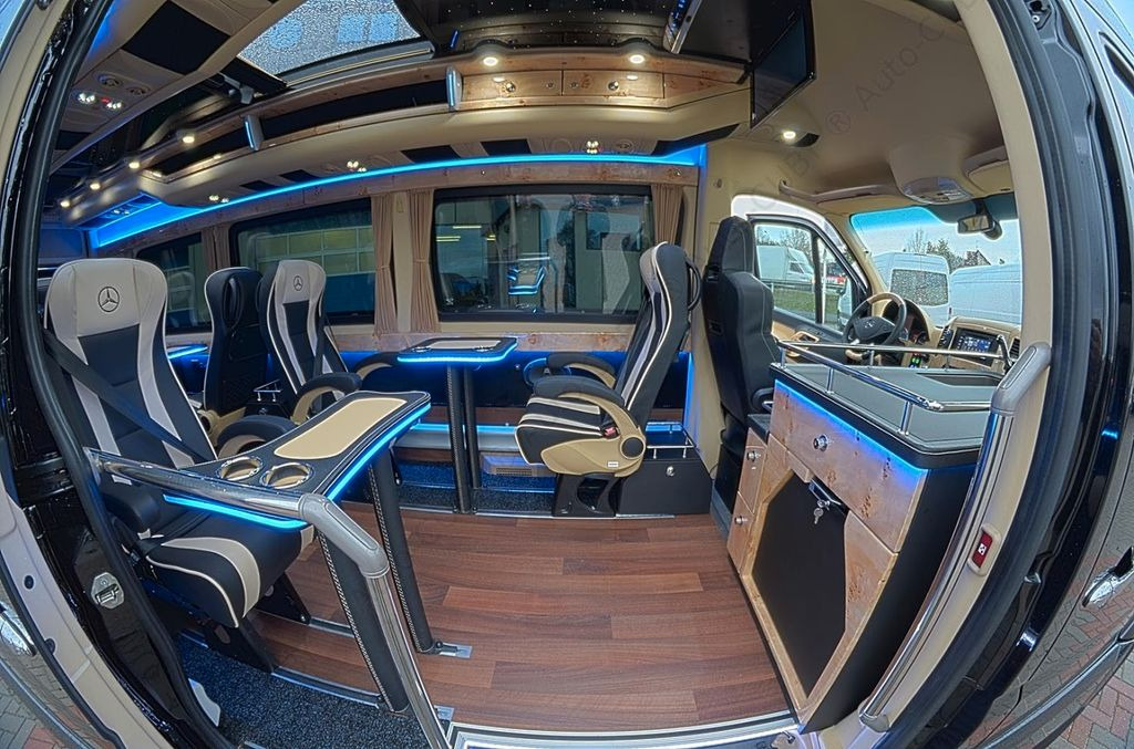 Mercedes-Benz Sprinter 319 VIP 8+1 Mercedes-Benz Sprinter 319 VIP 8+1 - Mikroautobuss, Pasažieru furgons: foto 2 Mercedes-Benz Sprinter 319 VIP 8+1 Mercedes-Benz Sprinter 319 VIP 8+1 - Mikroautobuss, Pasažieru furgons: foto 2