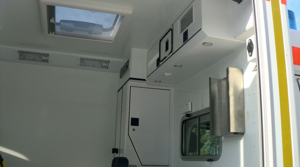 Ātrās palīdzības mašīna Mercedes-Benz Sprinter 516  // inkl. 1 Jahr Garantie: foto 15